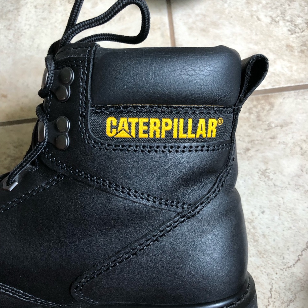 CATERPILLAR men’s boots - Picture 4 of 9